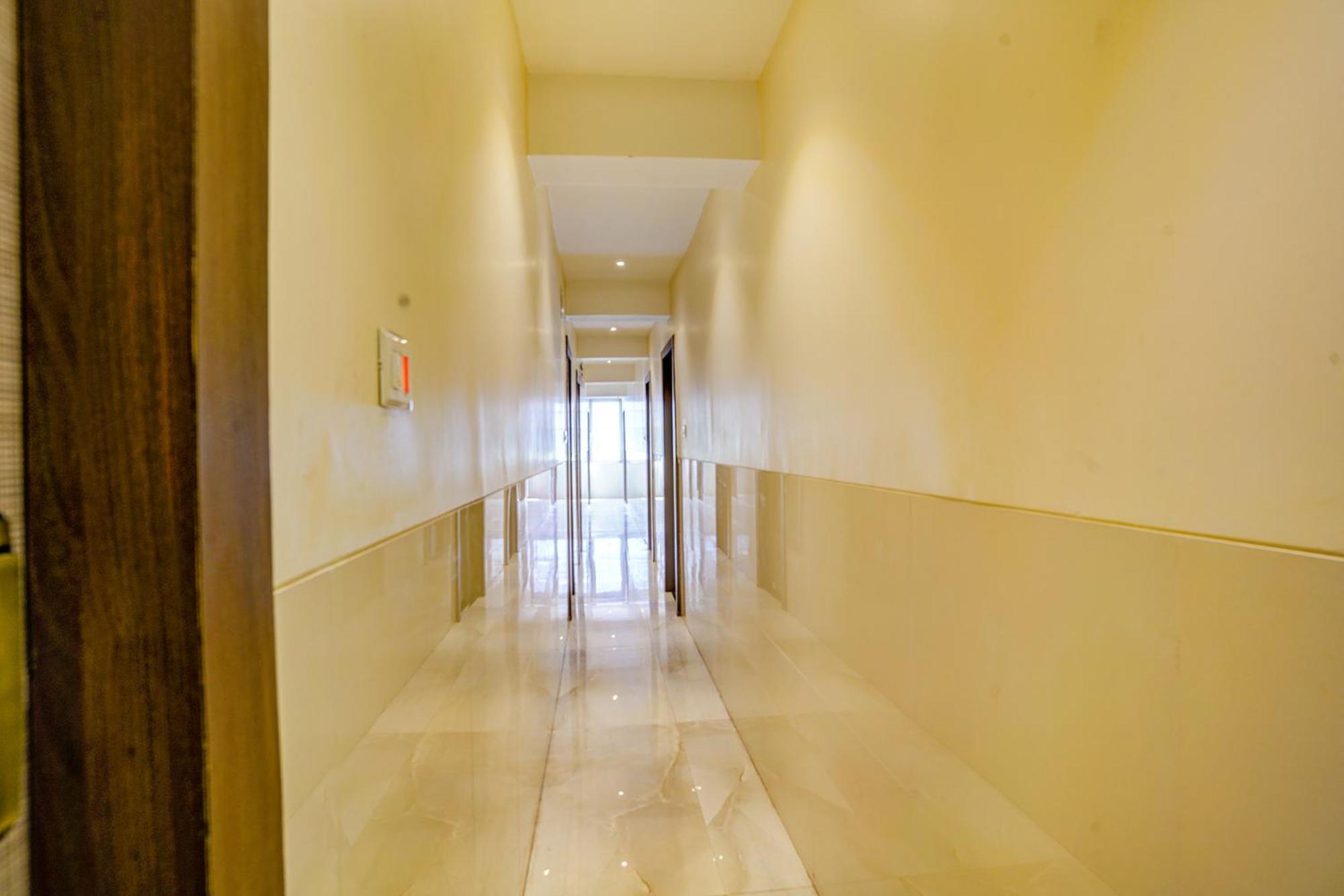 Fabexpress Super 7 Inn - Nr Rabale Station นาวีมุมไบ ภายนอก รูปภาพ